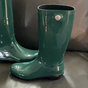 UGG RAIN BOOTS ✨ Knee High- Never worn outside